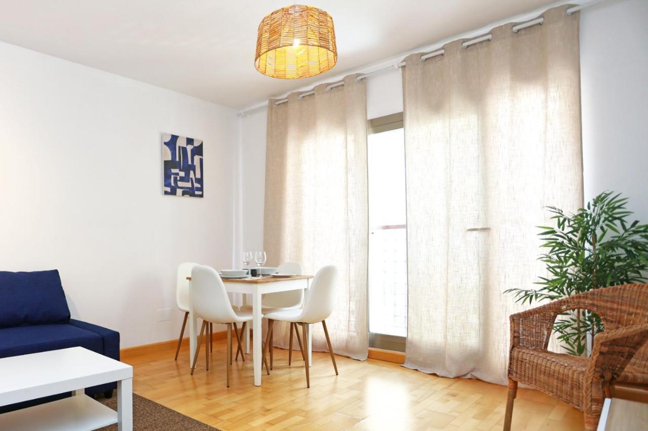 Casa Fenicia - Cosy Apartment With Free Private Parking Малага Екстериор снимка